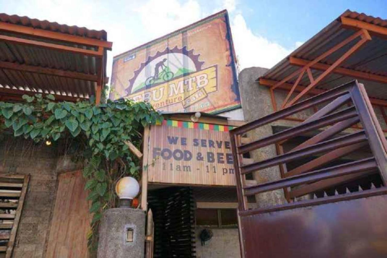 Cebu Hostel&Glamping Exterior foto